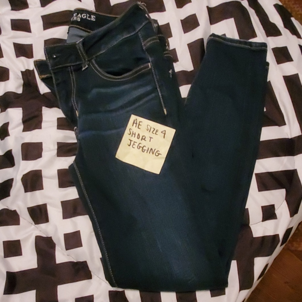 American Eagle Size 4 Jeans